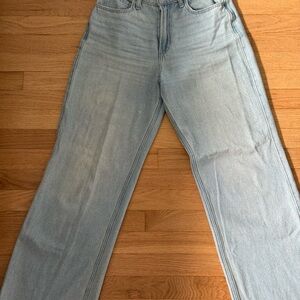 Hollister Ultra High-Rise Baggy Jeans